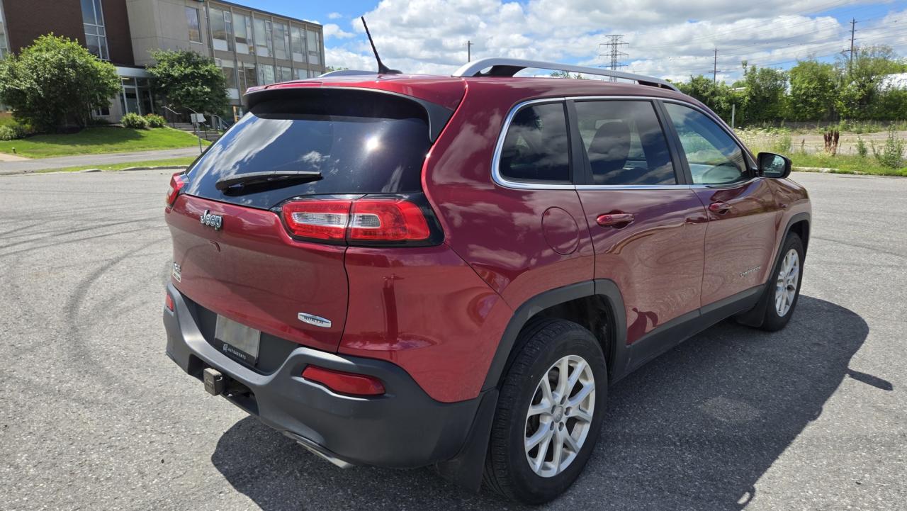 2015 Jeep Cherokee Latitude 4WD - Photo #5