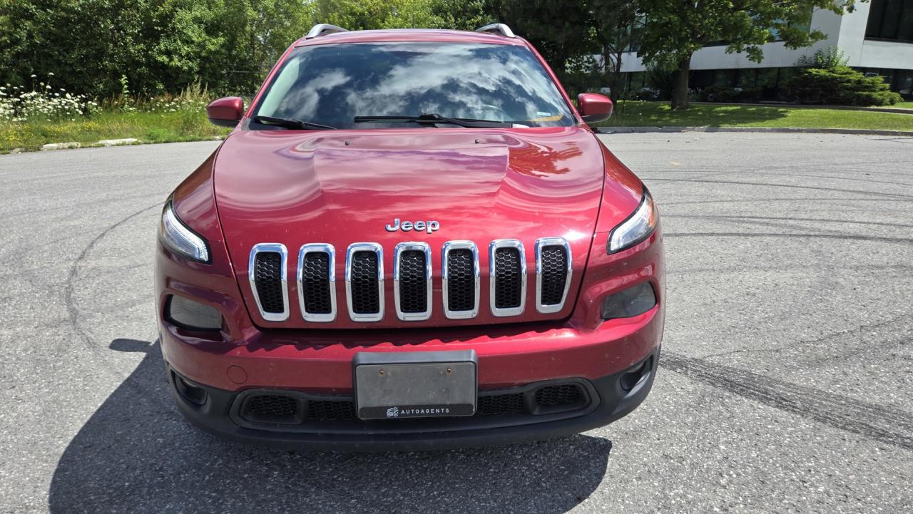 2015 Jeep Cherokee Latitude 4WD - Photo #7