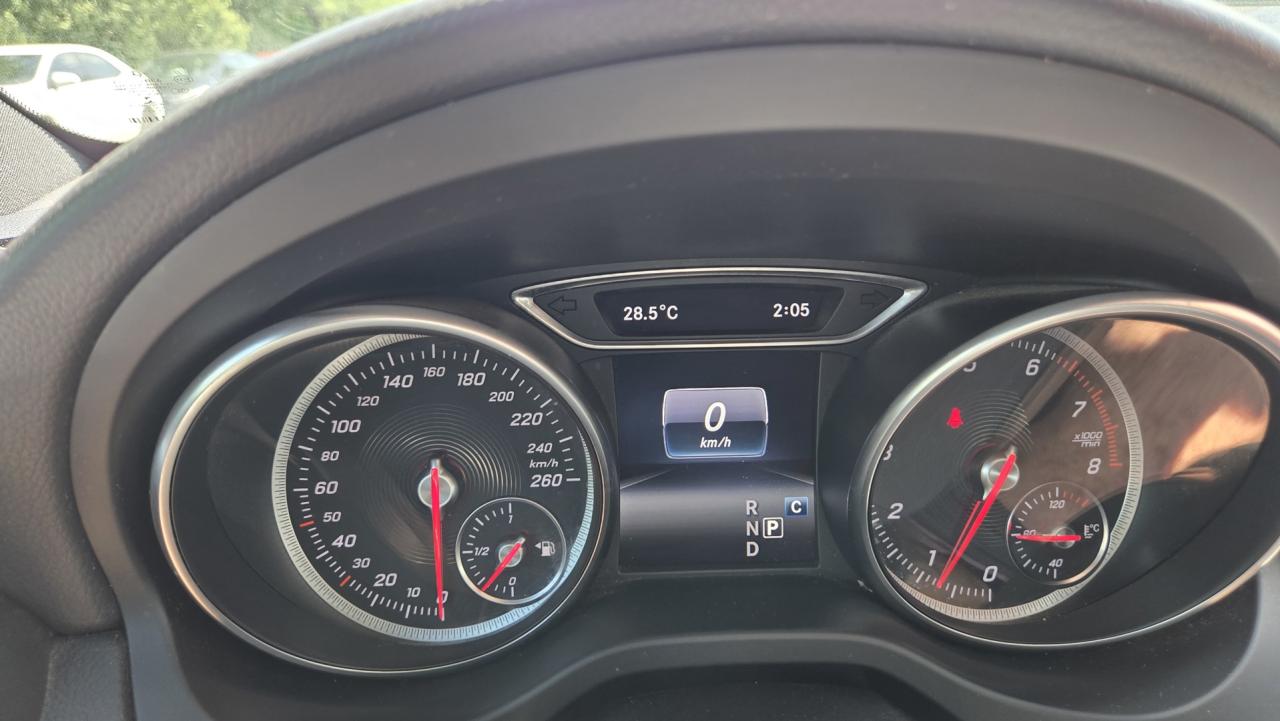 2018 Mercedes-Benz CLA-Class CLA250 - Photo #10