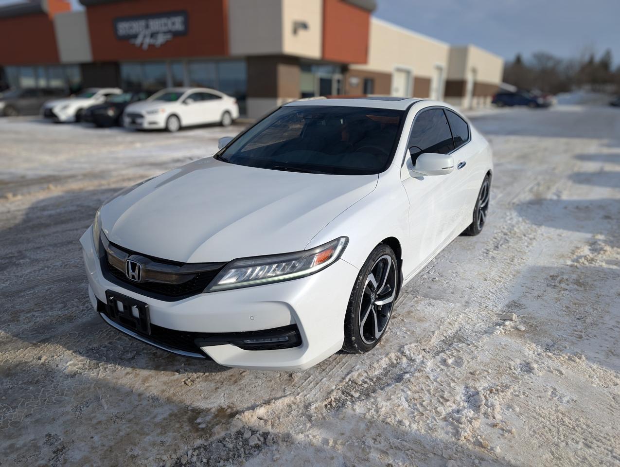 2017 Honda Accord Touring | LEATHER | SUNROOF | ADAPTIVE CRUISE CONT - Photo #1