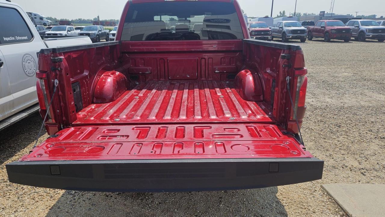2024 Ford F-150 STX 4WD SuperCrew 5.5' Box Photo4