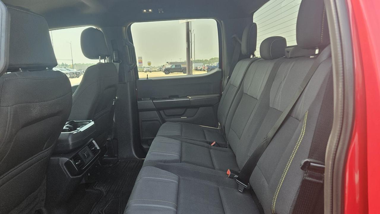 2024 Ford F-150 STX 4WD SuperCrew 5.5' Box Photo5