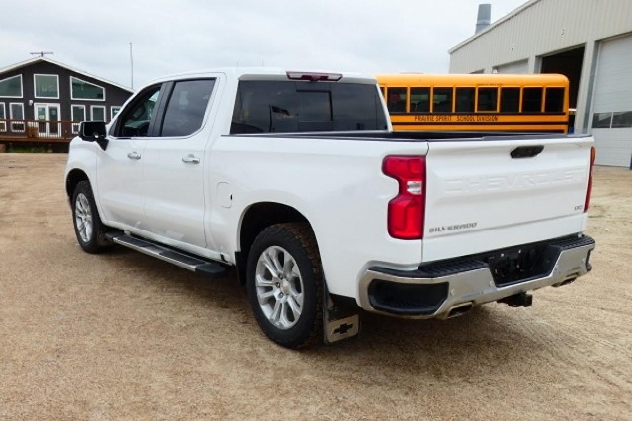 2022 Chevrolet Silverado 1500 LTZ Z71 w/H&C L, S/R, NAV ready, RVM+BUC, HUD - Photo #8