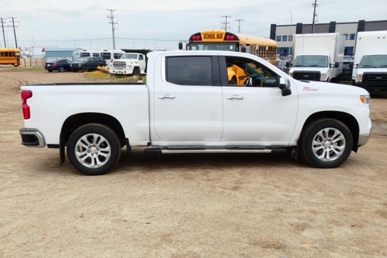 2022 Chevrolet Silverado 1500 LTZ Z71 w/H&C L, S/R, NAV ready, RVM+BUC, HUD - Photo #5