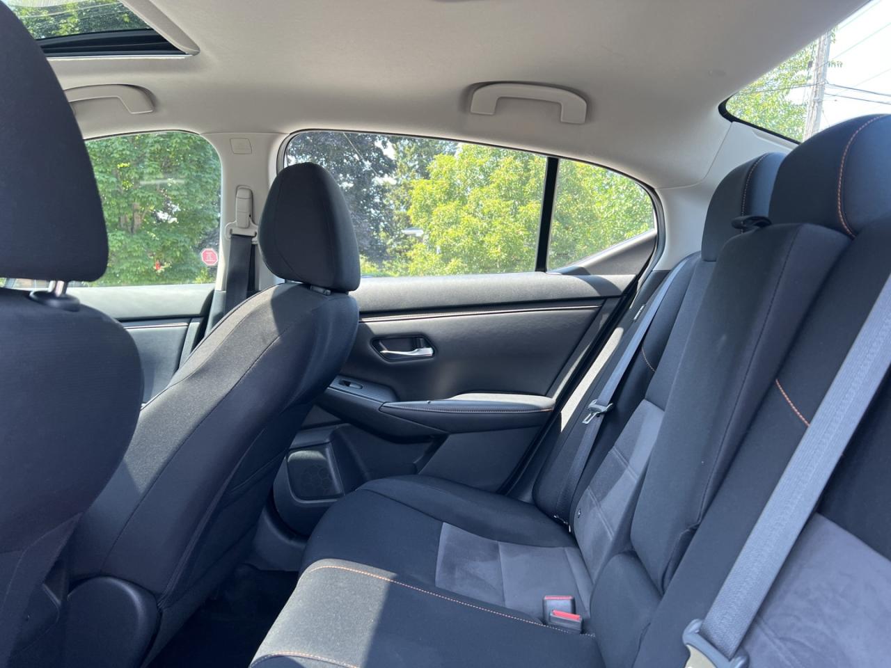 2020 Nissan Sentra SR - Photo #9