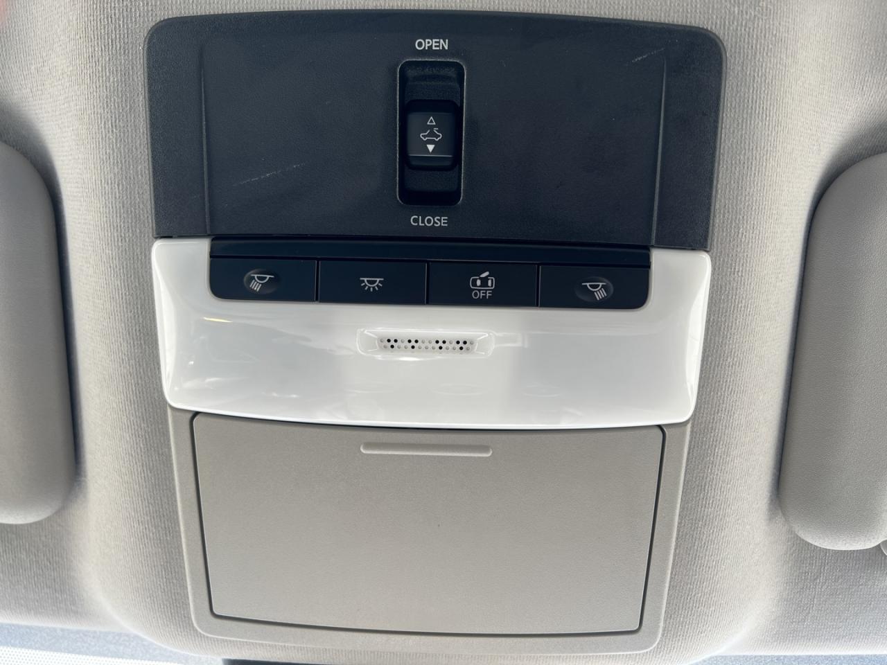 2020 Nissan Sentra SR - Photo #20