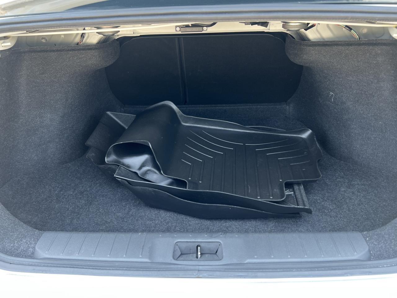 2020 Nissan Sentra SR - Photo #26