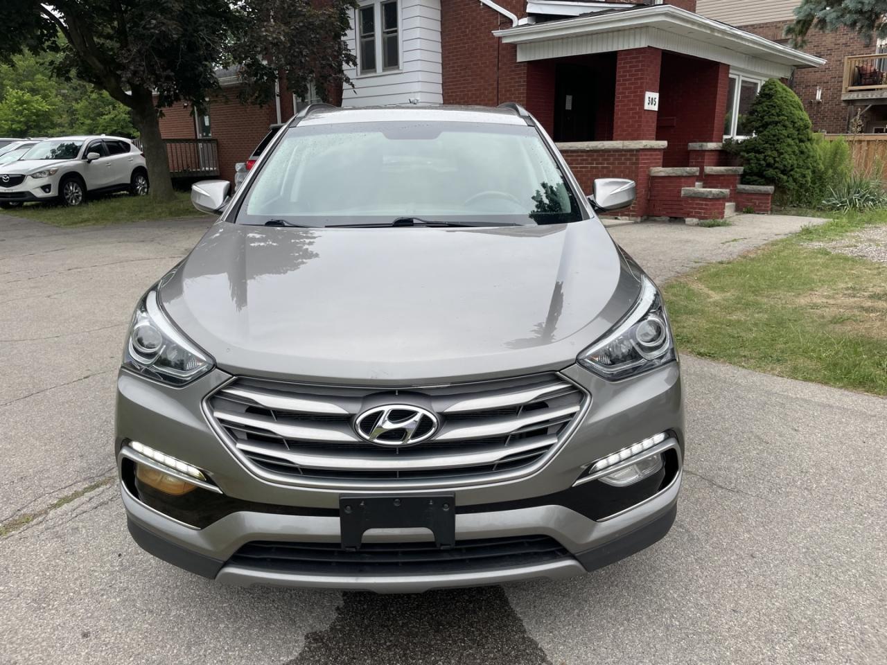 2017 Hyundai Santa Fe Sport 2.4 FWD - Photo #2
