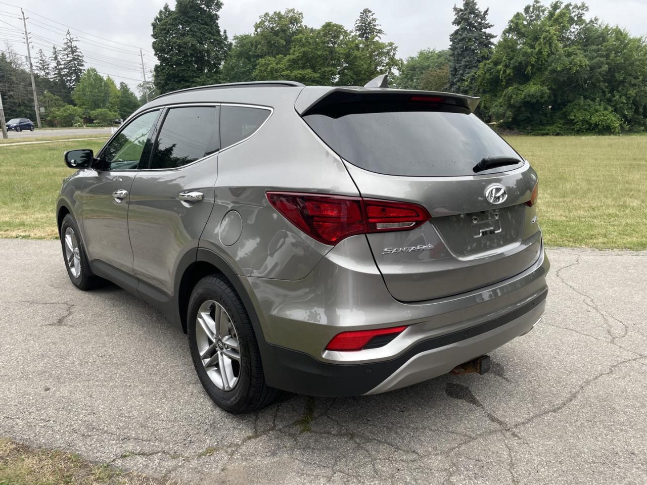 2017 Hyundai Santa Fe Sport 2.4 FWD - Photo #4