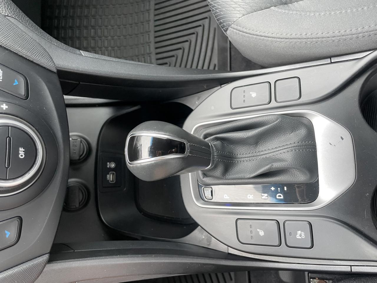 2017 Hyundai Santa Fe Sport 2.4 FWD - Photo #16