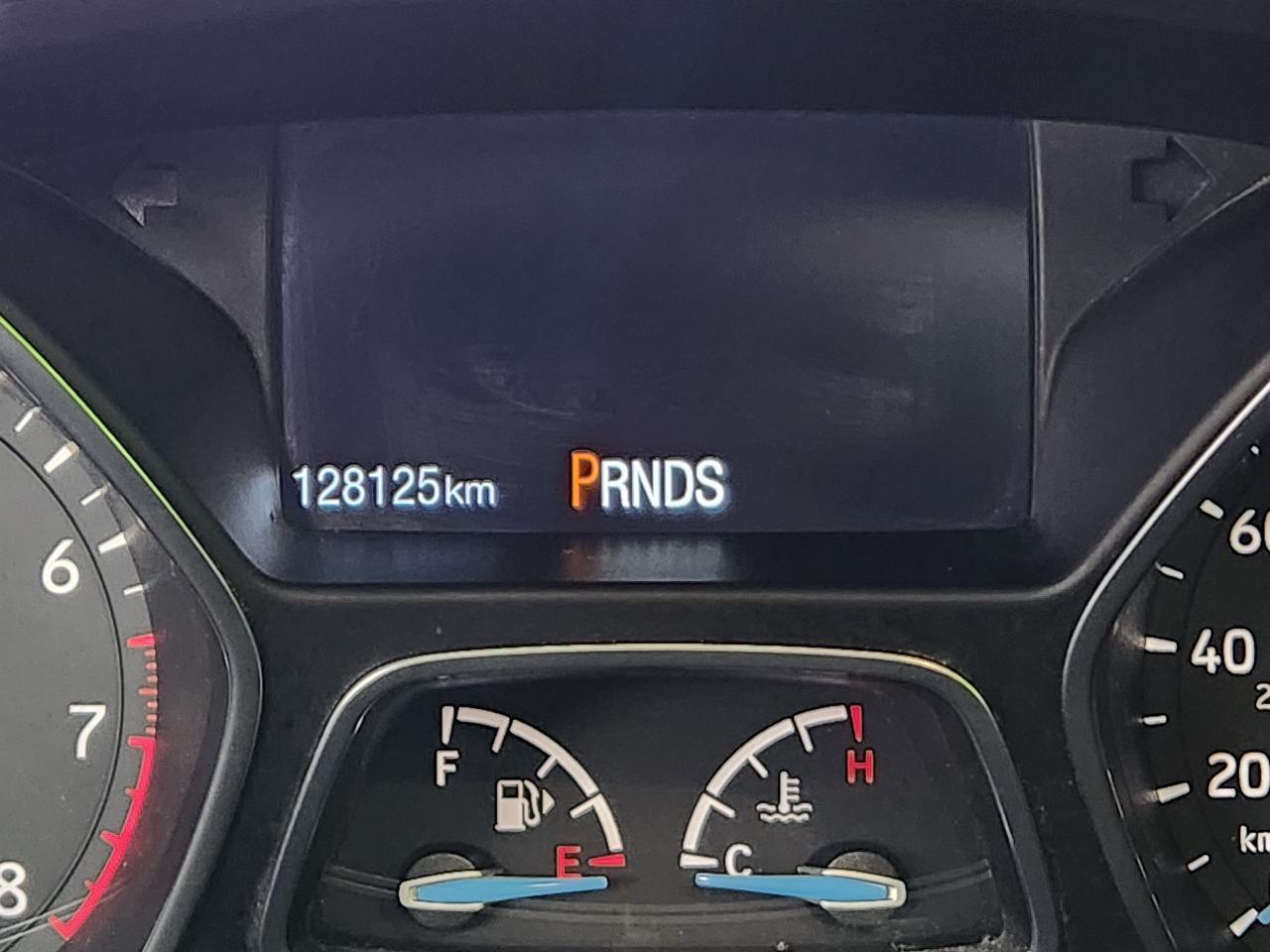 2017 Ford Focus SEL SUNROOF REAR CAM A/C - Photo #25