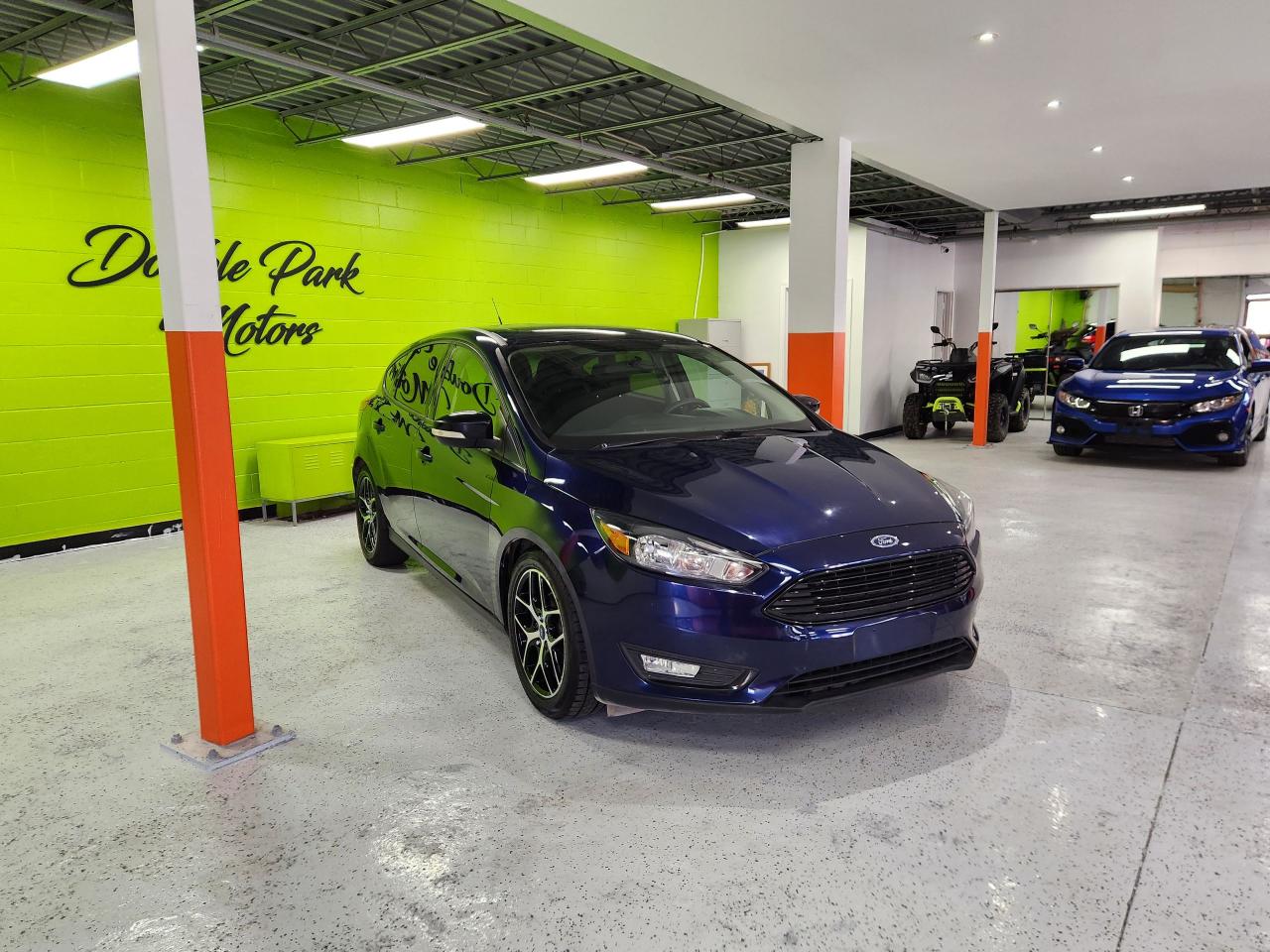 2017 Ford Focus SEL SUNROOF REAR CAM A/C - Photo #4