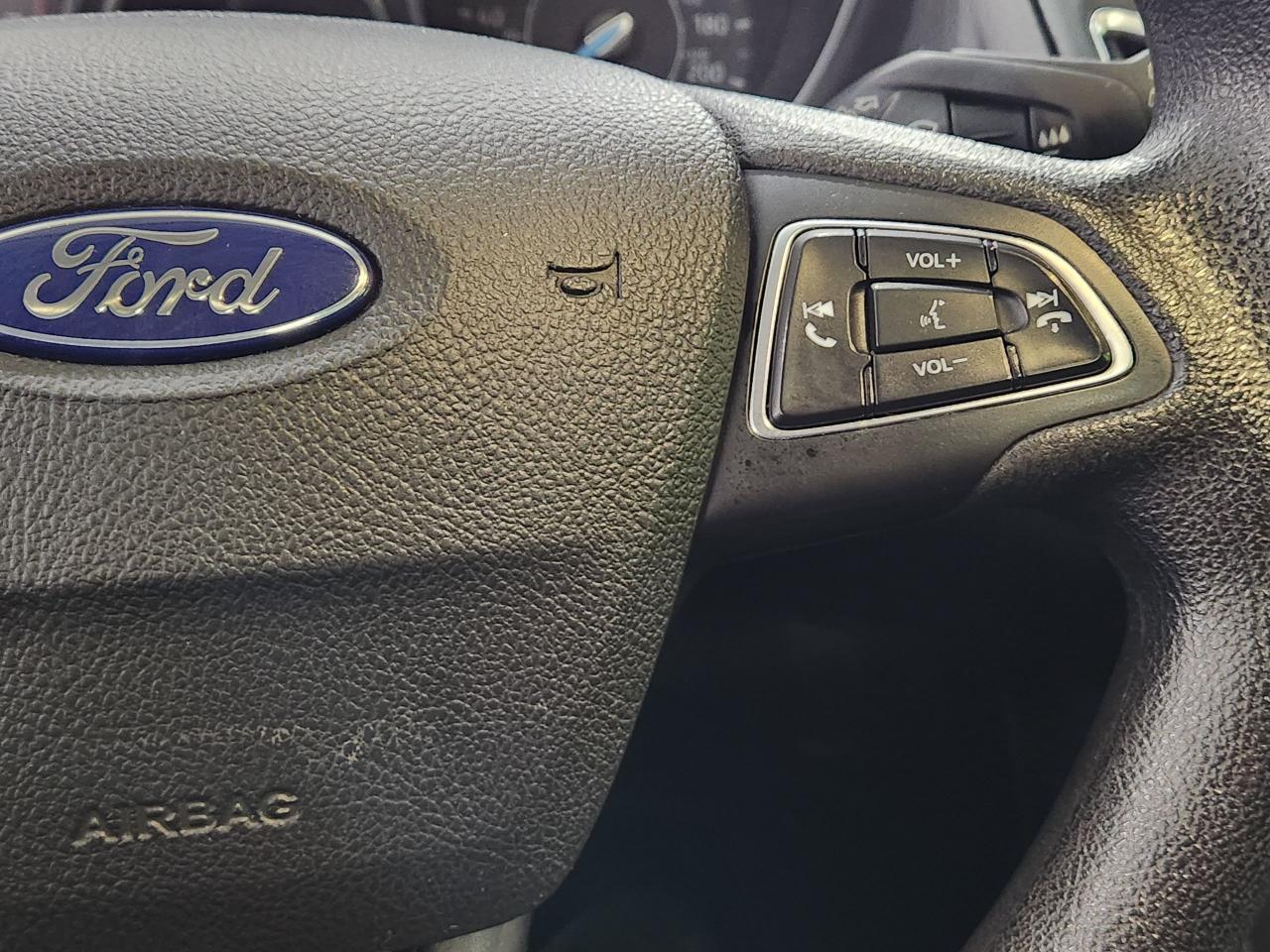 2017 Ford Focus SEL SUNROOF REAR CAM A/C - Photo #27