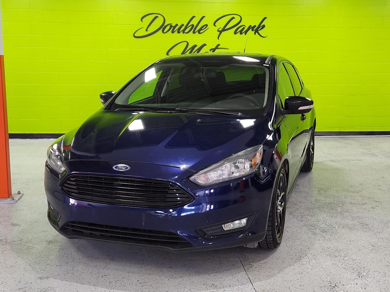 2017 Ford Focus SEL SUNROOF REAR CAM A/C - Photo #2