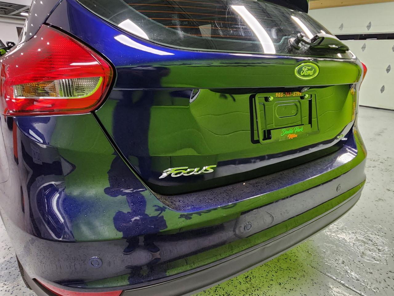 2017 Ford Focus SEL Sunroof Auto New Brakes, Clean - Photo #11