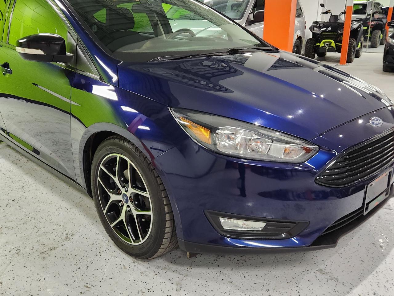 2017 Ford Focus SEL Sunroof Auto New Brakes, Clean - Photo #5