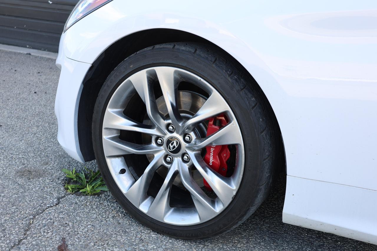 2015 Hyundai Genesis Coupe 3.8L GT - MANUAL|SUNROOF|NAVI|CAMERA|LEATHER - Photo #9