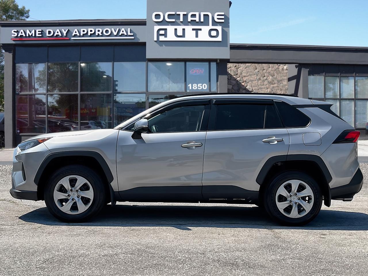 2020 Toyota RAV4 LE AWD - Photo #3