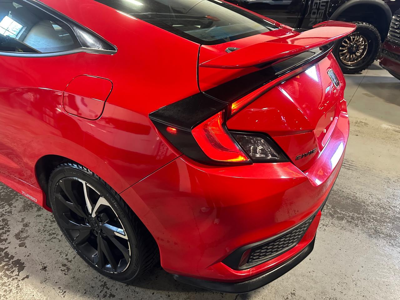 2017 Honda Civic Si | Manual | TURBO - Photo #17