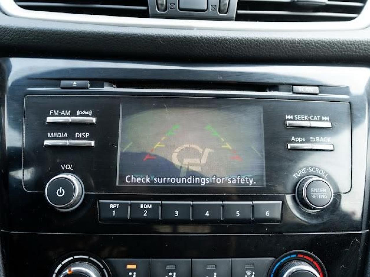 2016 Nissan Rogue AWD 4dr SV - Photo #24