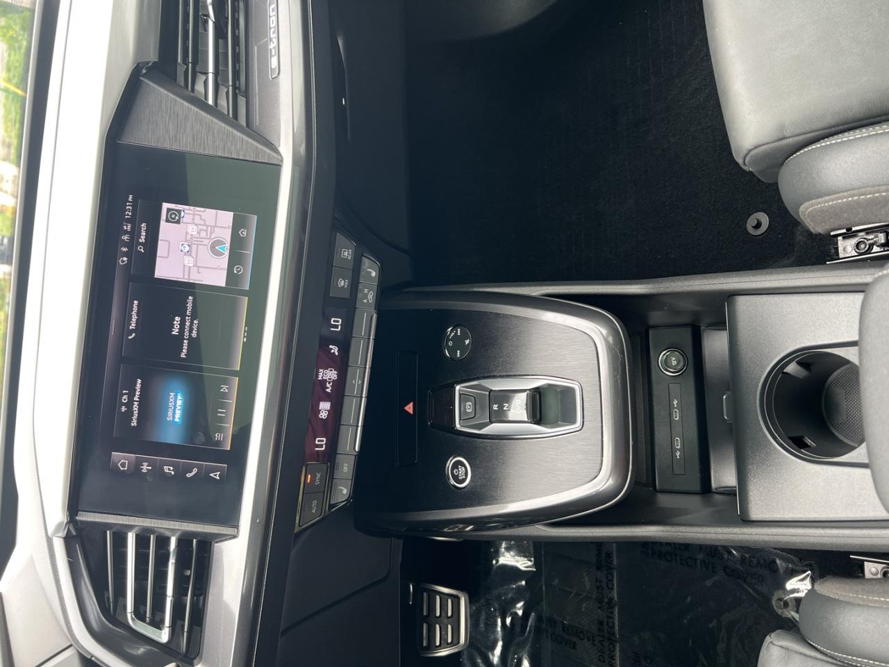 2022 Audi Q4 e-tron PREMIUM PLUS W/50 - Photo #14
