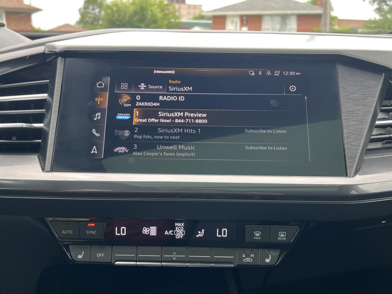 2022 Audi Q4 e-tron PREMIUM PLUS W/50 - Photo #13