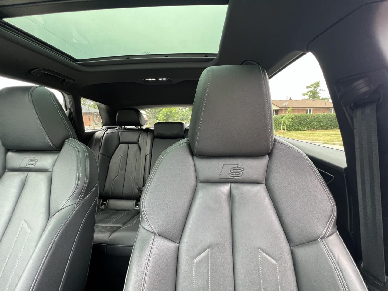 2022 Audi Q4 e-tron PREMIUM PLUS W/50 - Photo #17