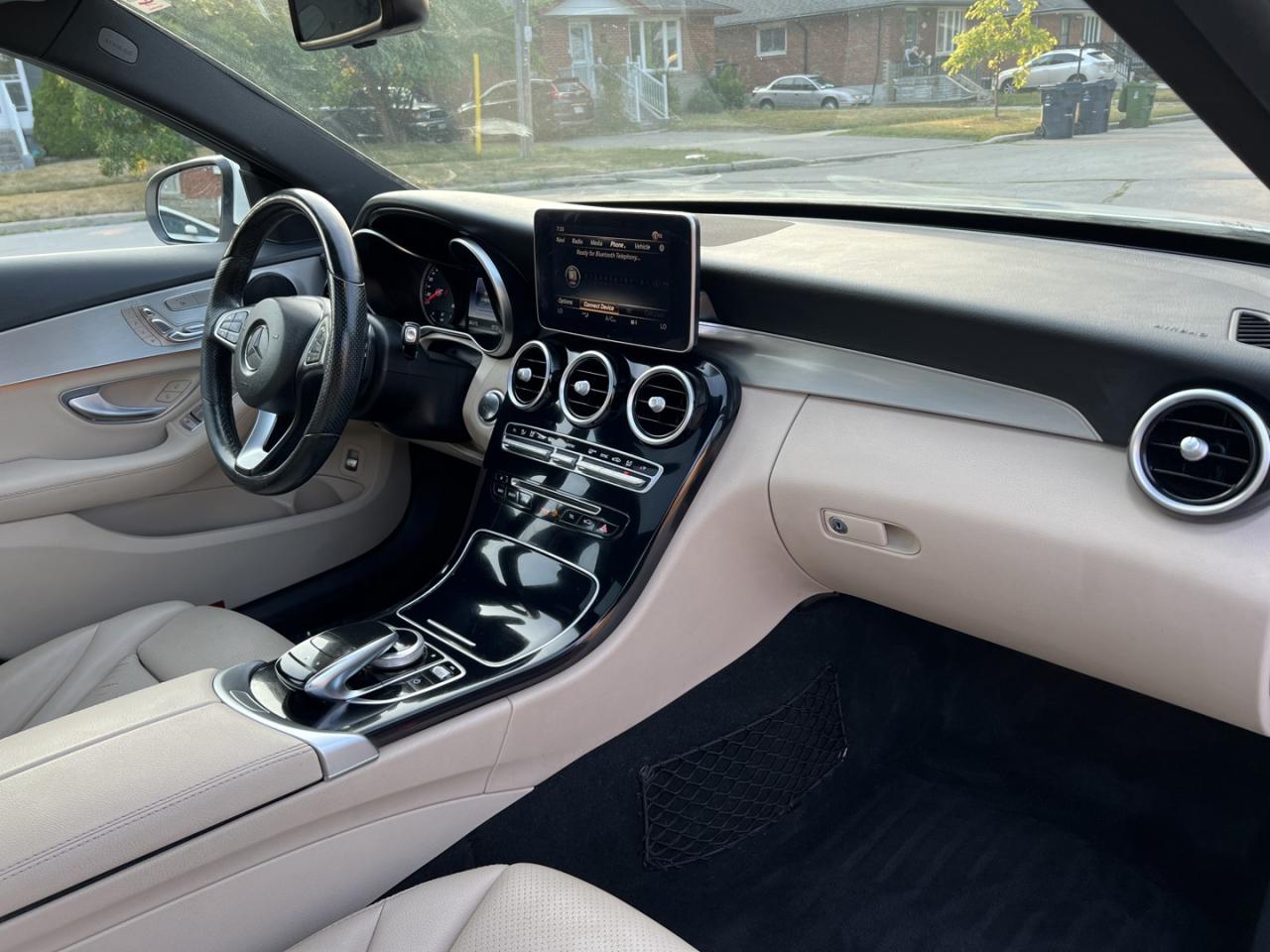 2017 Mercedes-Benz C-Class C300 4MATIC Sedan - Photo #17
