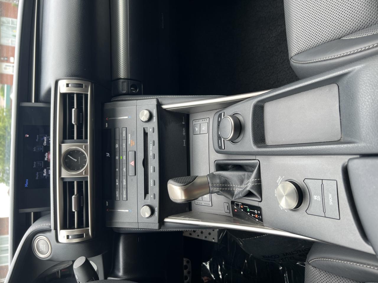 2015 Lexus IS 250 AWD - Photo #20