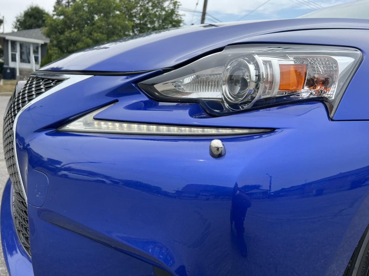 2015 Lexus IS 250 AWD - Photo #25