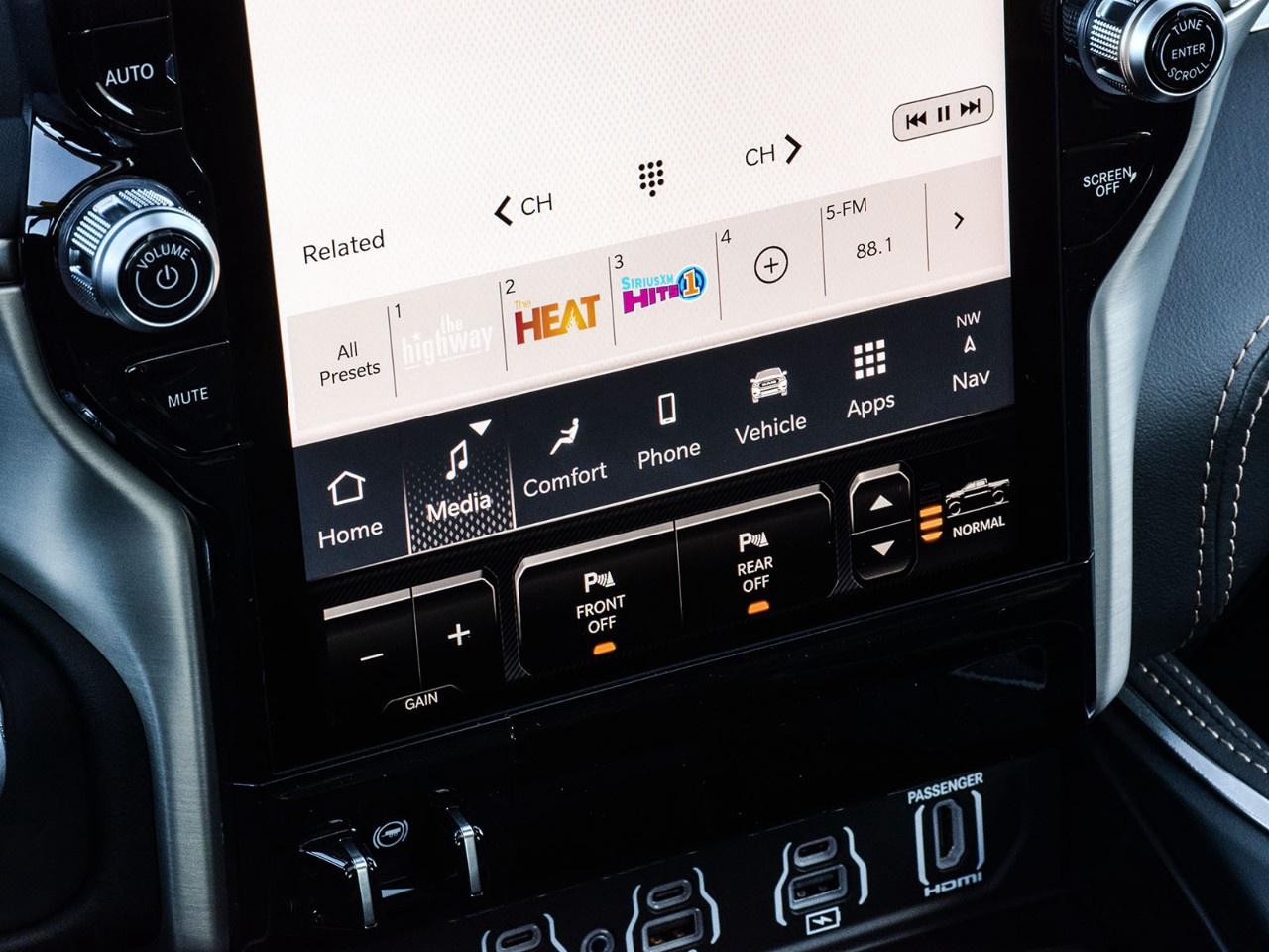 2026 RAM 1500 TUNGSTEN 4X4 CREW CAB 5'7" BOX Photo