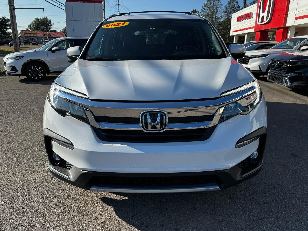2021 Honda Pilot EX-L NAVI Photo2