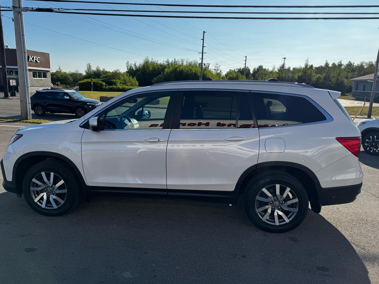 2021 Honda Pilot EX-L NAVI Photo4
