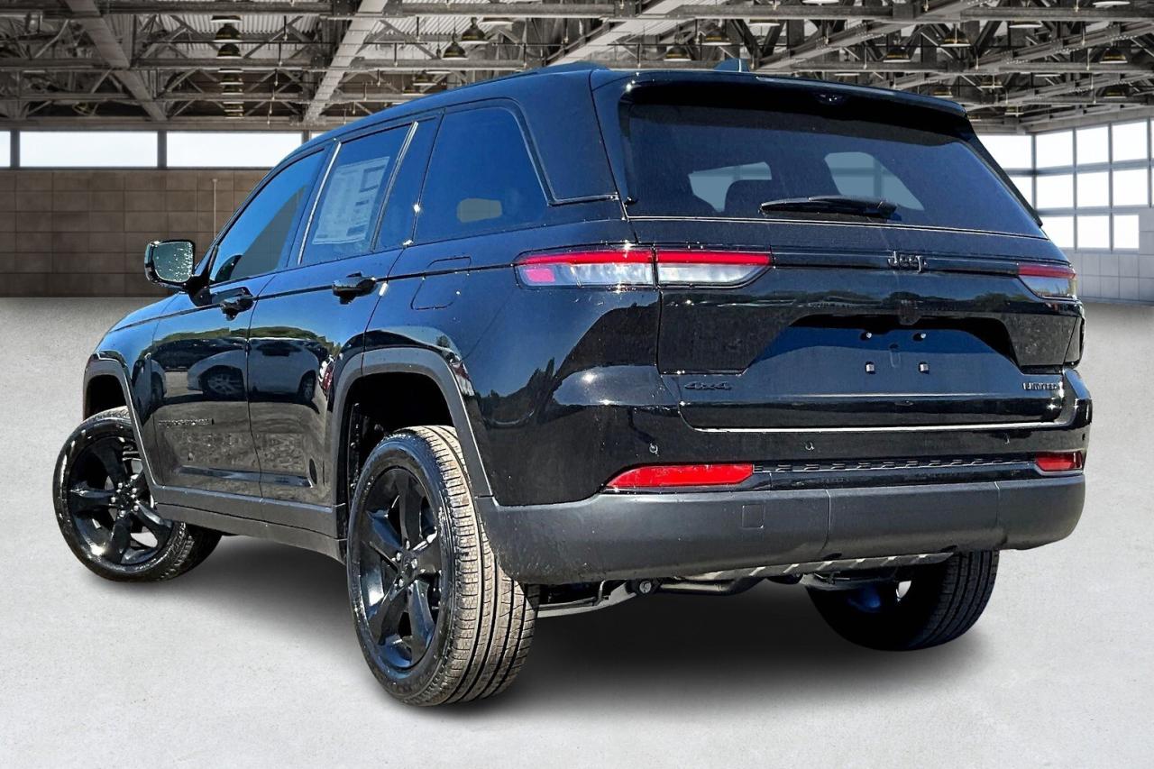 2025 Jeep Grand Cherokee LIMITED | Black App Pkg | Pano Roof | LuxTech 2 Photo