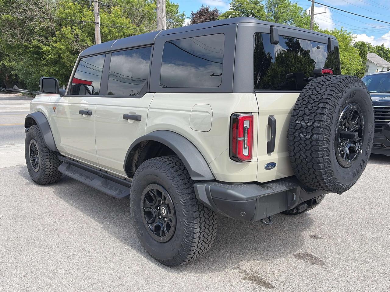 2025 Ford Bronco Badlands Photo2