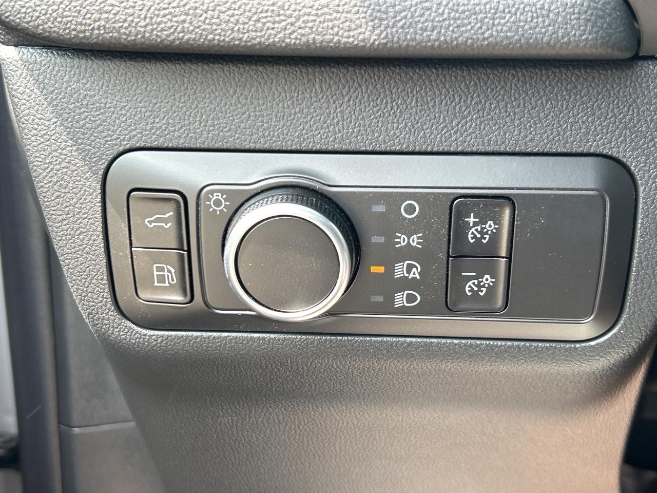 2025 Ford Escape ST-Line  - Sunroof - Tech Package Photo