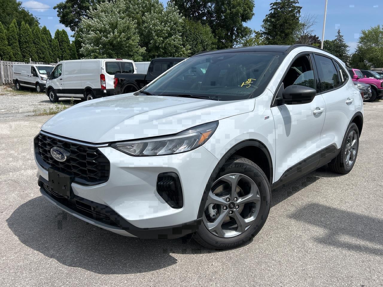2025 Ford Escape ST-Line  - Sunroof - Tech Package Photo0