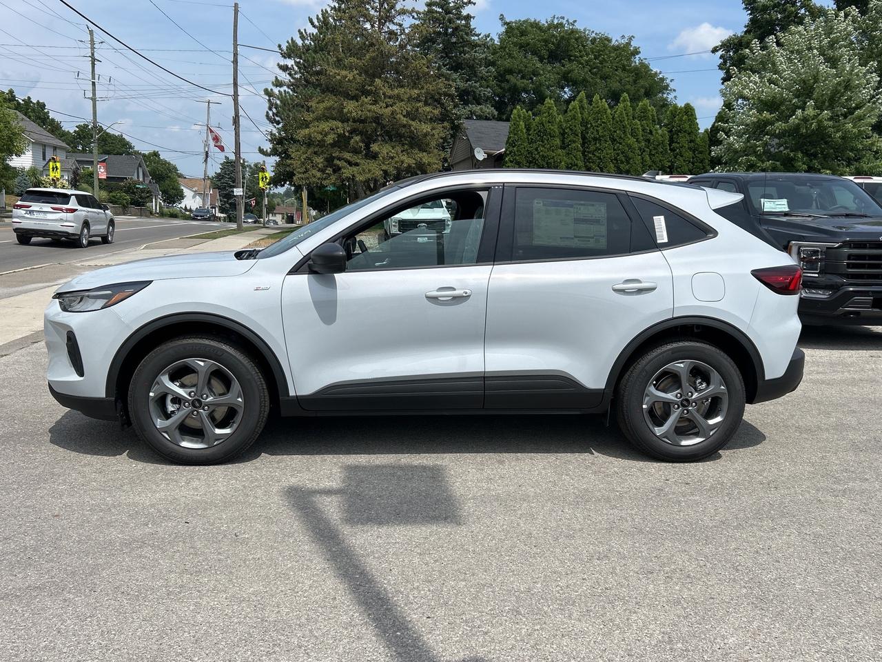 2025 Ford Escape ST-Line  - Sunroof - Tech Package Photo