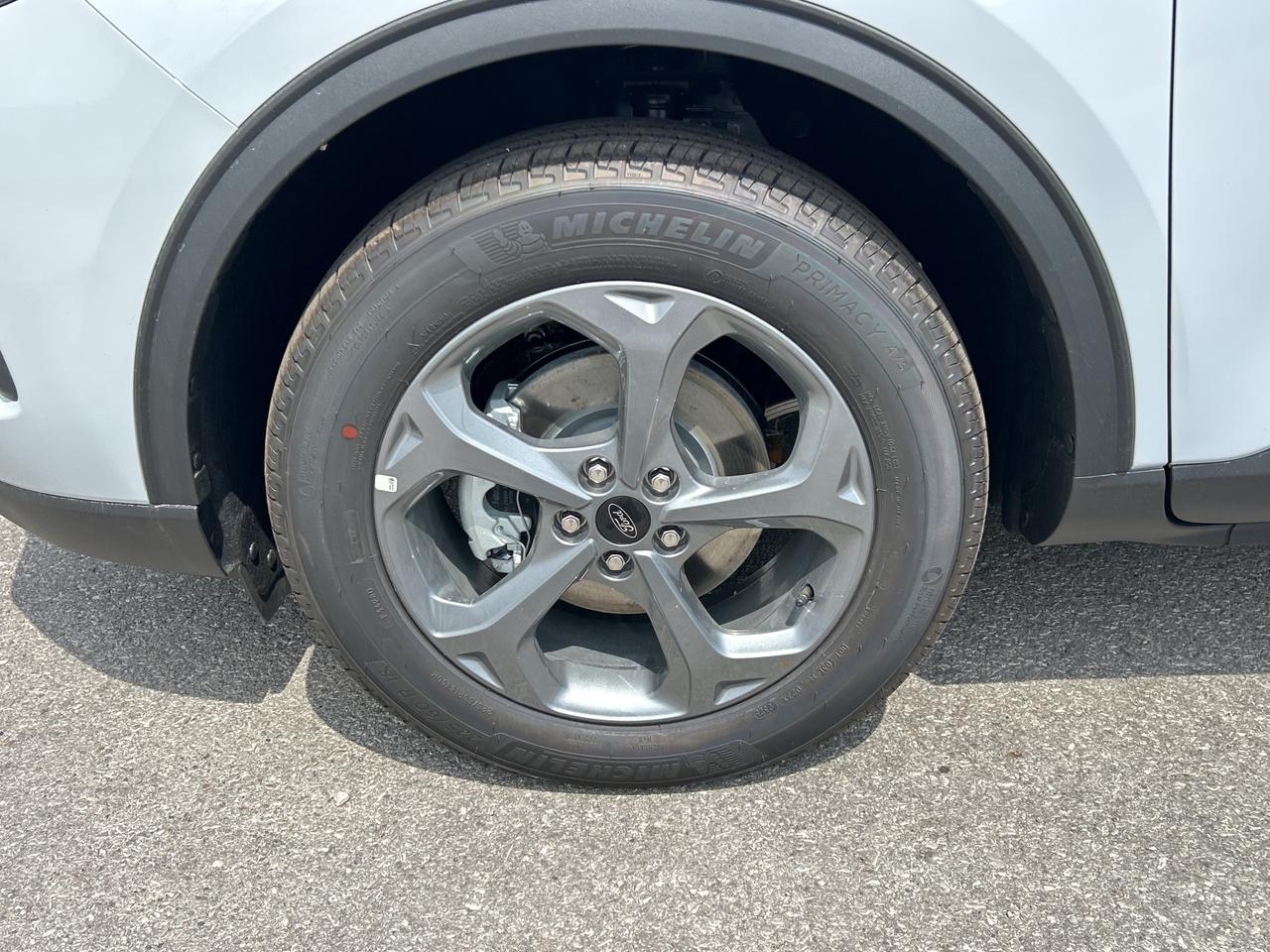 2025 Ford Escape ST-Line  - Sunroof - Tech Package Photo