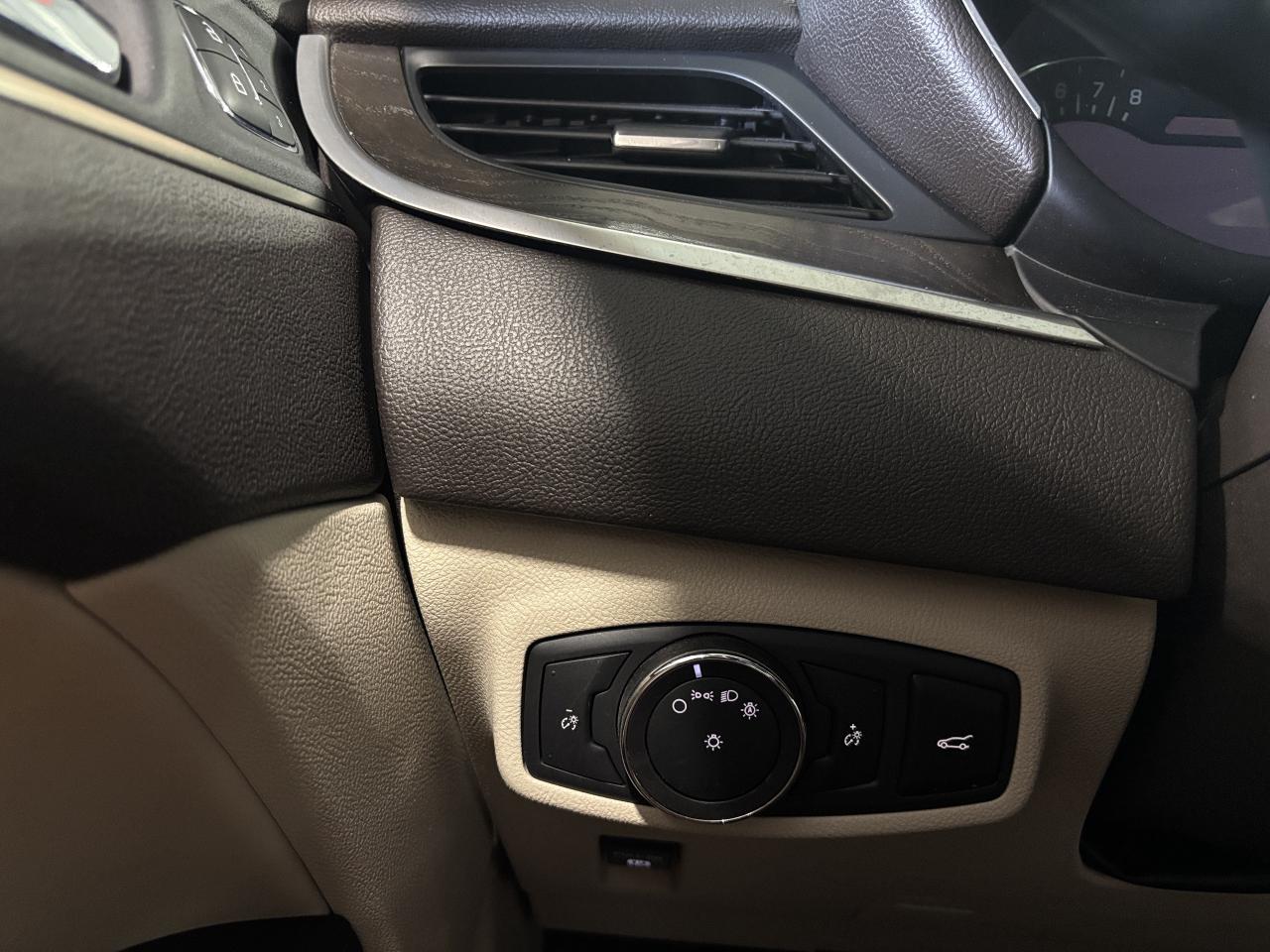 2019 Lincoln MKC Reserve|AWD|NAV|WOOD|CREAMLEATHER|AMBIENT|PANOROOF - Photo #18