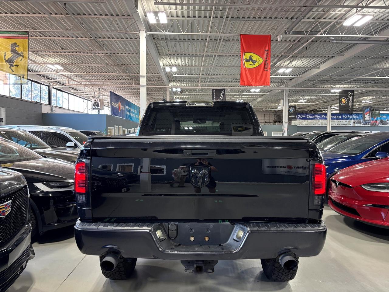 2019 RAM 1500 Classic Express|V8HEMI|4X4|CREWCAB|LIFTED|TONNEAUCOVER|+++ - Photo #5