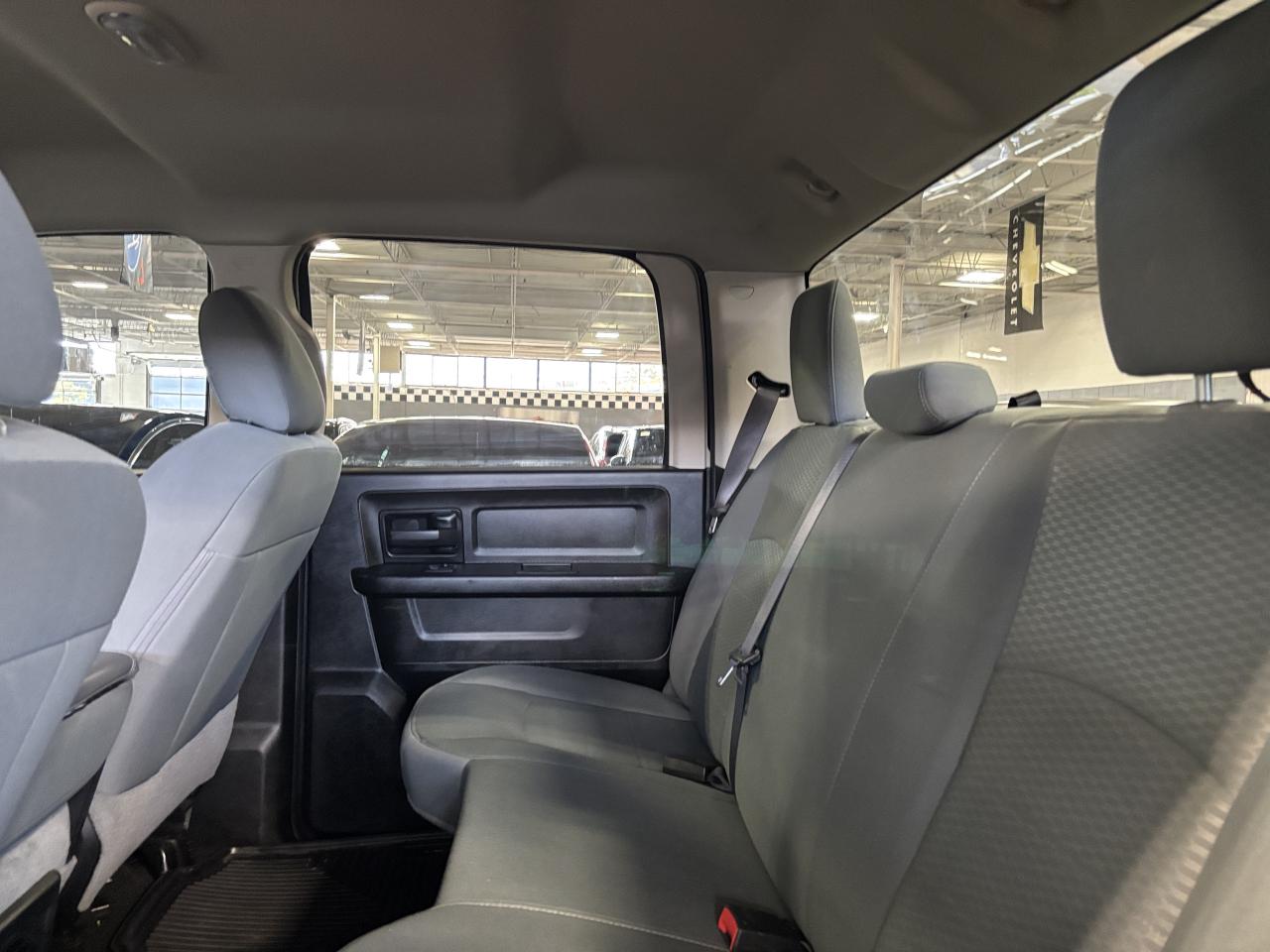 2019 RAM 1500 Classic Express|V8HEMI|4X4|CREWCAB|LIFTED|TONNEAUCOVER|+++ - Photo #7