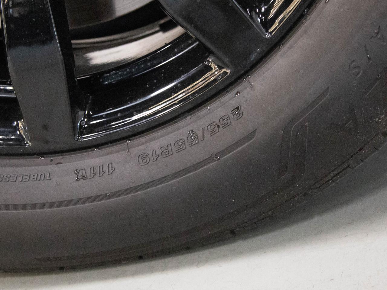 12825220
