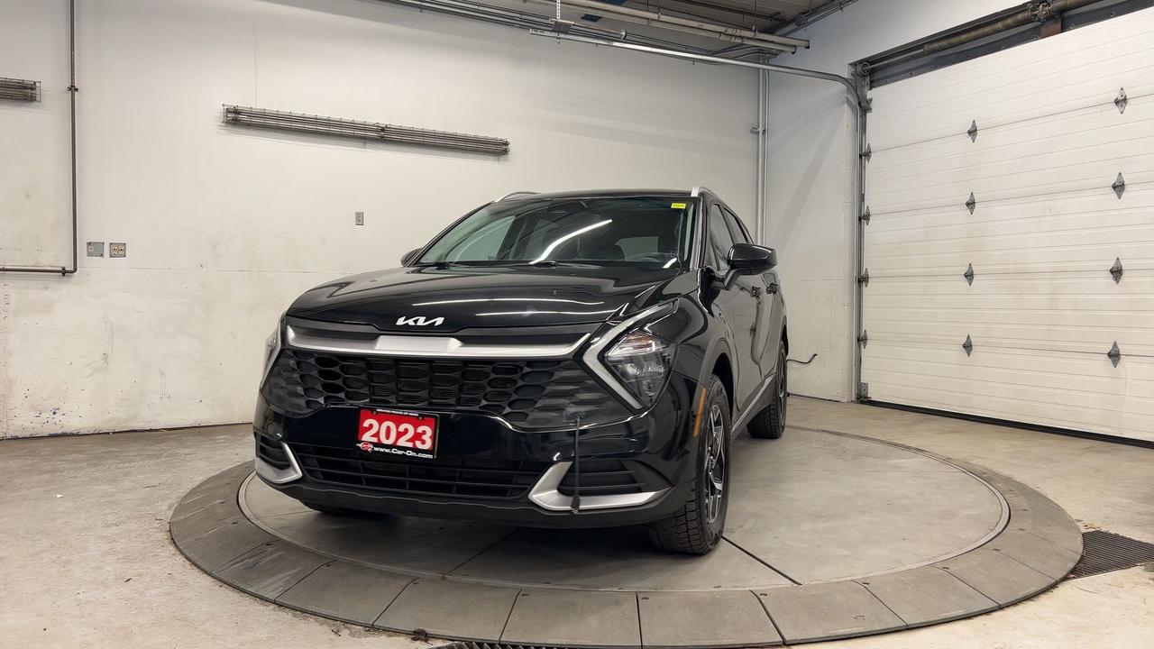 2023 Kia Sportage AWD | LOW KMS | HTD SEATS | CARPLAY | ALLOYS | A/C Photo