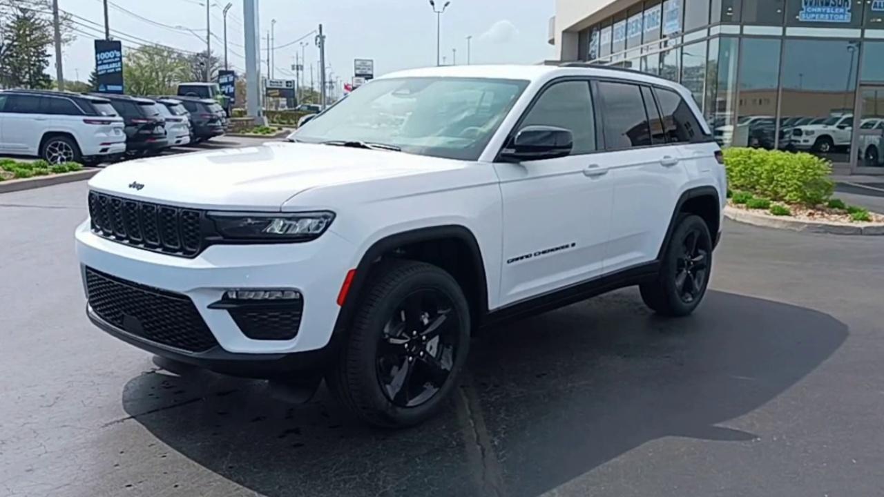 2025 Jeep Grand Cherokee LIMITED 4X4 Photo3