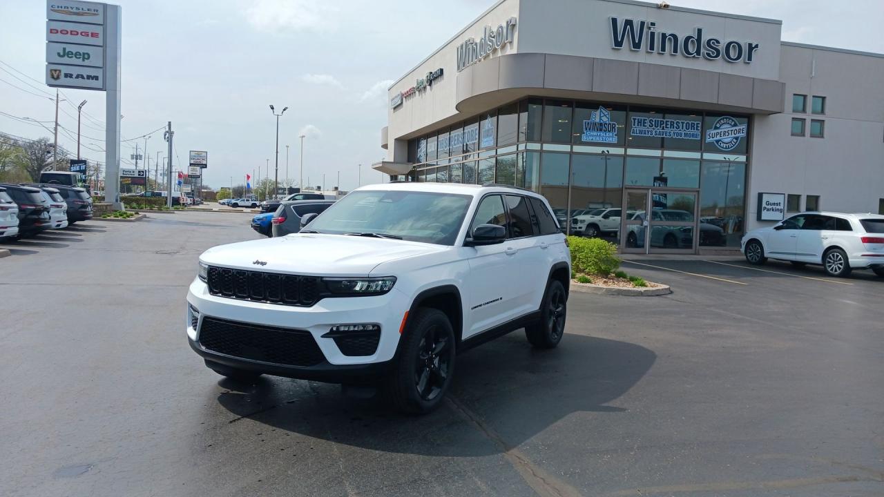 Used 2025 Jeep Grand Cherokee LIMITED 4X4 for sale in Windsor, ON