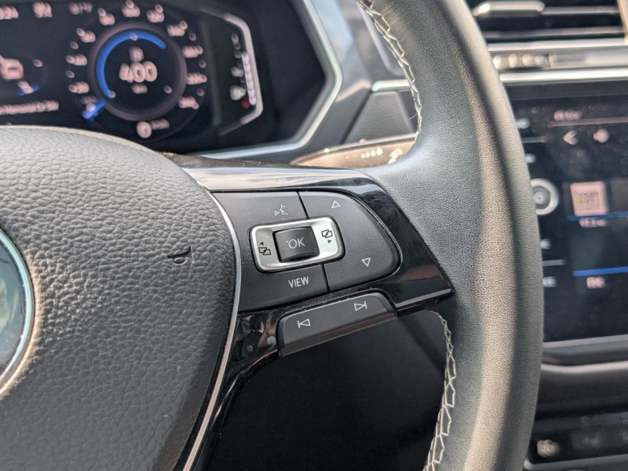 2021 Volkswagen Tiguan Highline 4MOTION  **PANO ROOF** Photo