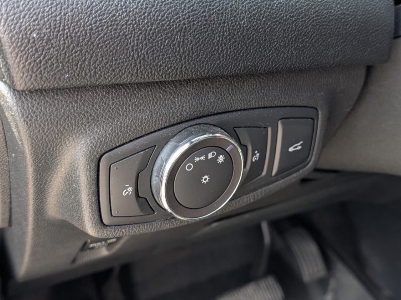 2018 Lincoln MKC Select AWD  **PANO ROOF - CLIMATE PKG** Photo