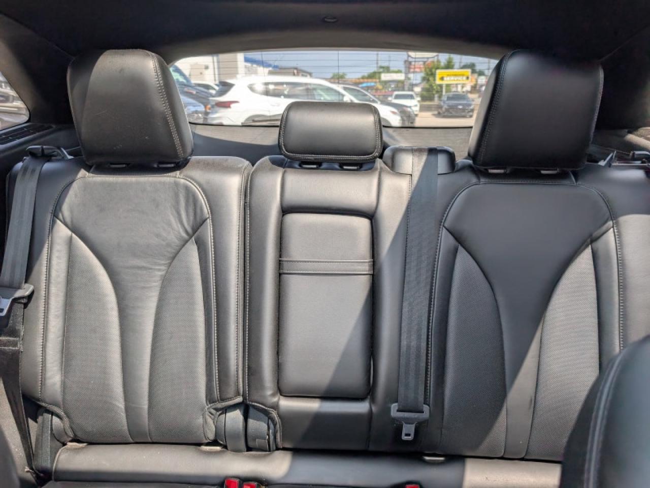 2018 Lincoln MKC Select AWD  **PANO ROOF - CLIMATE PKG** Photo