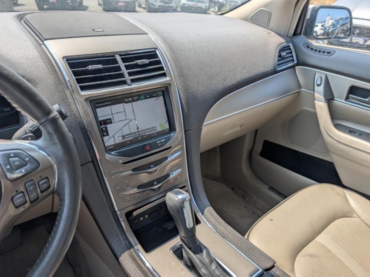 2013 Lincoln MKX V6 AWD  **PANO ROOF - PWR GATE** Photo